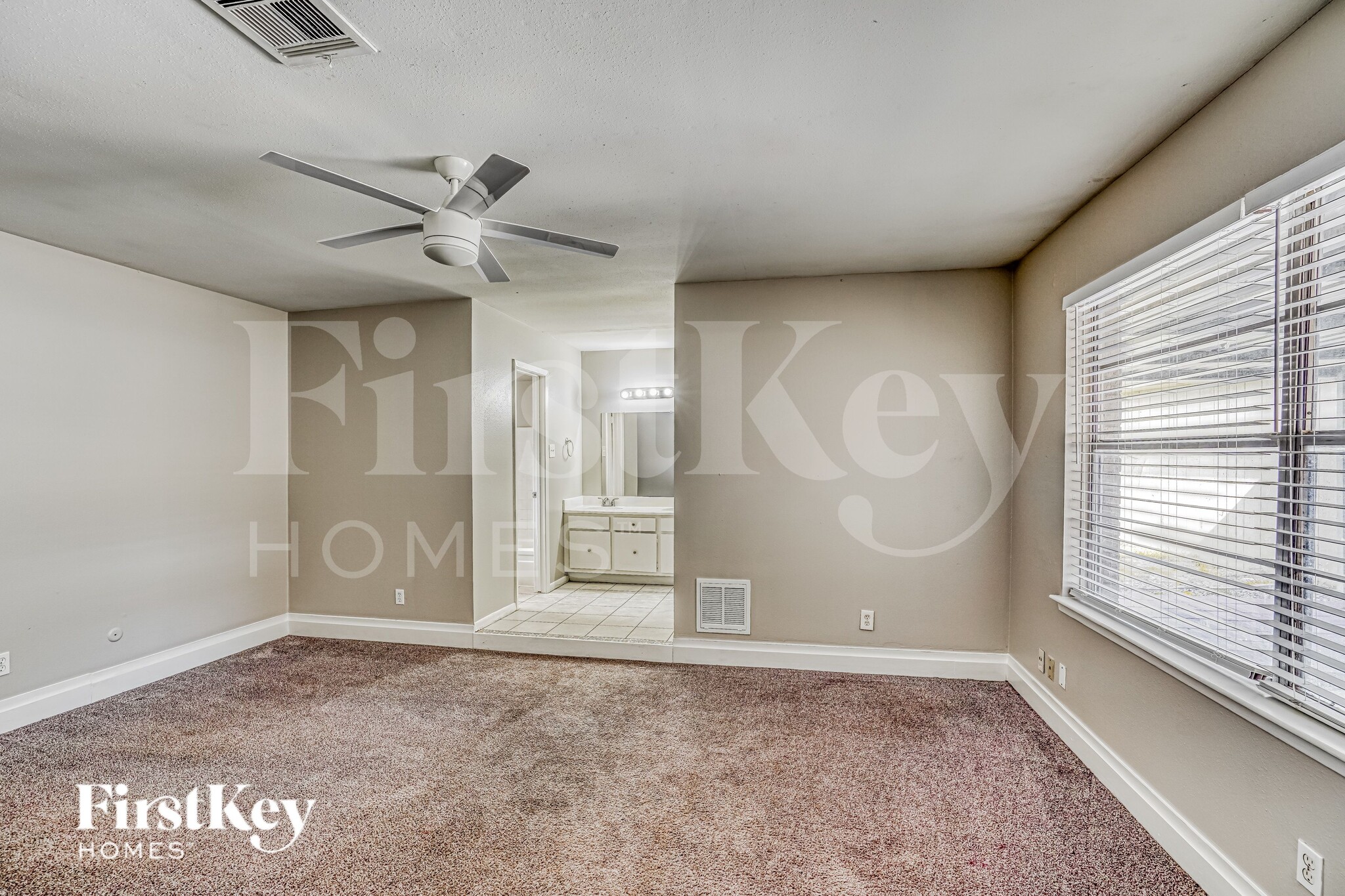 Building Photo - 6610 Rowell Ct