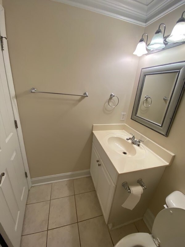 Building Photo - 1112 Boone Ln