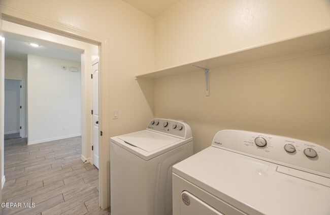 Building Photo - 2725 Mike Price Dr