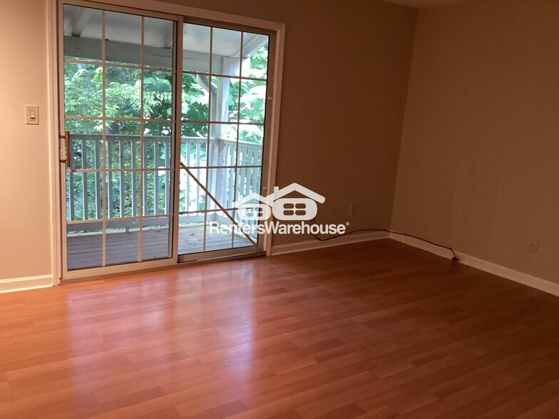 Building Photo - 3120 7 Pines Ct NW