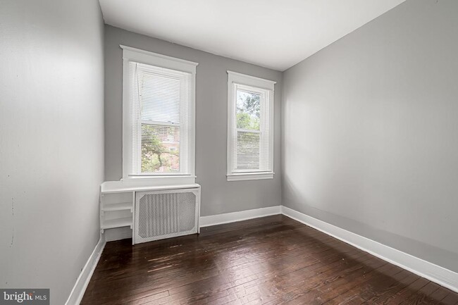 Building Photo - 3727 Milford Ave