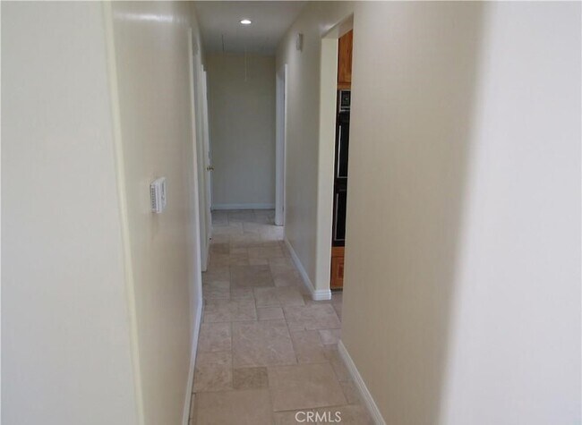 Building Photo - 8901 Shore Cir