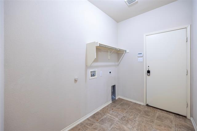 Building Photo - 5701 Quicksilver Dr