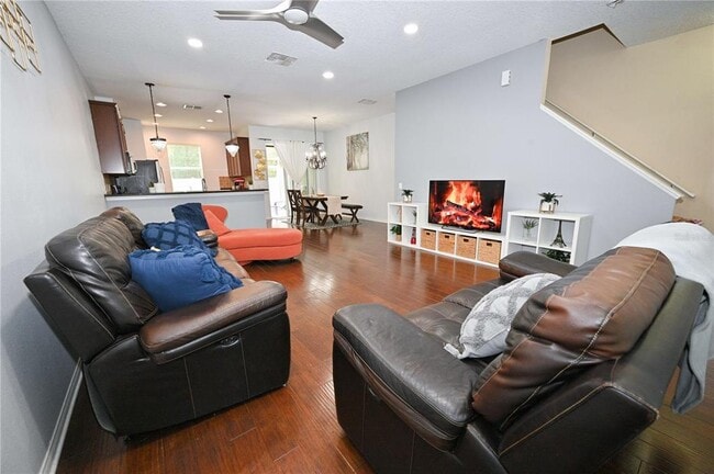 Building Photo - 12562 Streamdale Dr