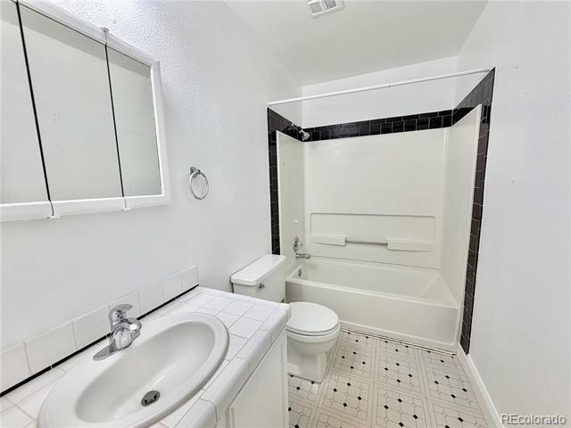 Building Photo - 10001 E Evans Ave