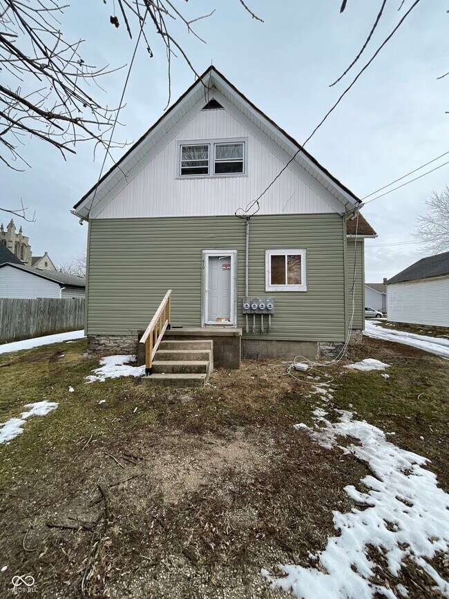 Building Photo - 610 S Gallatin St