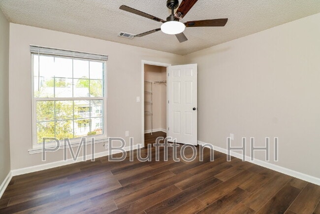 Building Photo - 100 Kensington Blvd