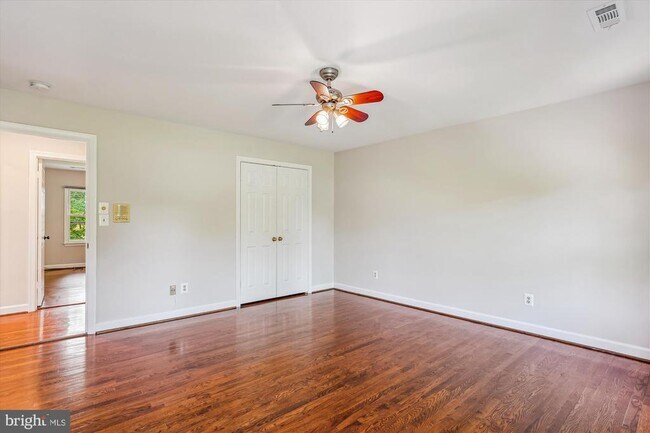 Building Photo - 7804 Lonesome Pine Ln