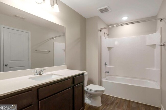 Building Photo - 11973 Fuller St