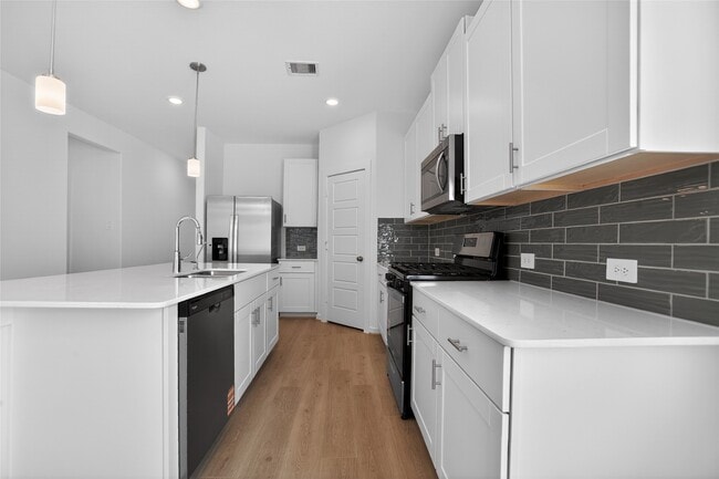 Building Photo - 422 Gram Hl Dr