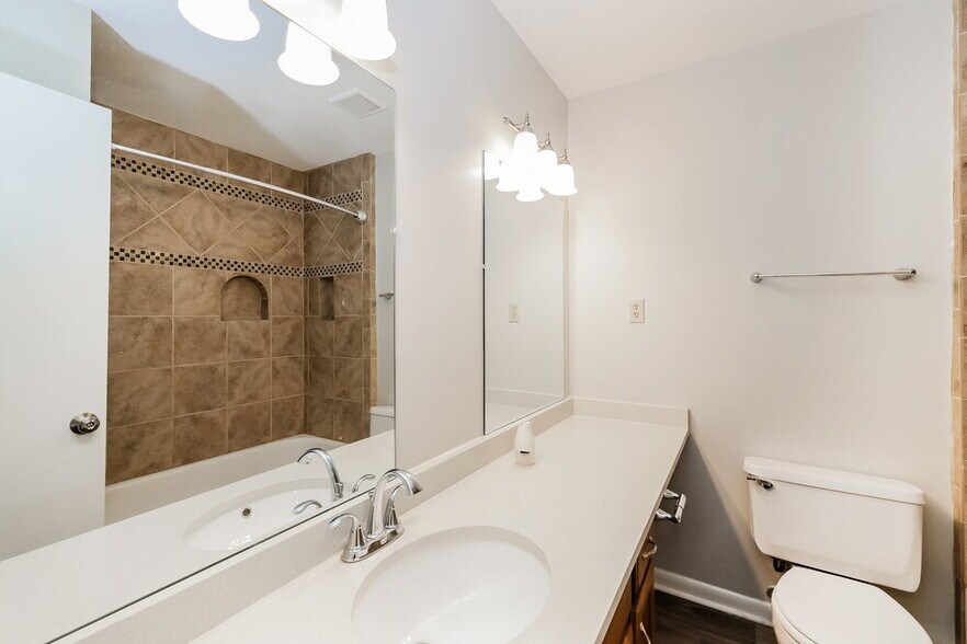 Building Photo - 7965 Meadow Trail Dr