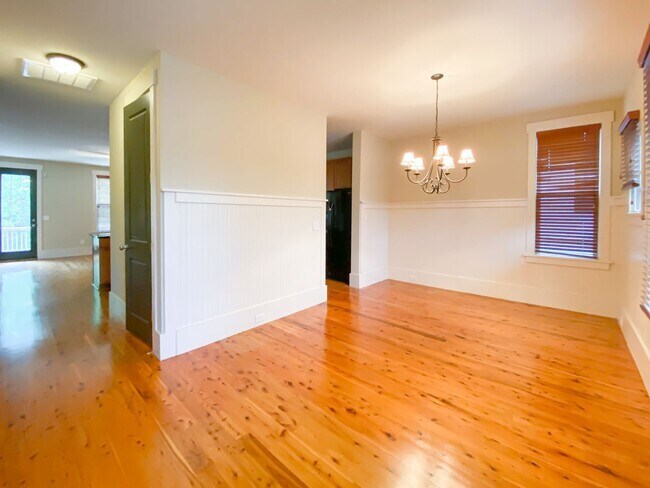 Building Photo - 1181 Great Ridge Pkwy