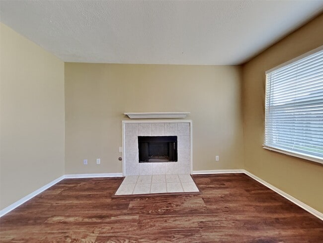 Building Photo - 9419 Stoneridge Canyon Ln