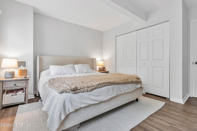 Building Photo - 34 Phoenix Ave