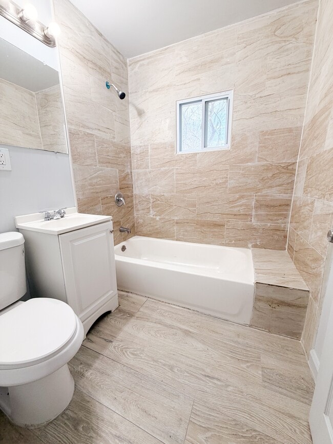 Building Photo - 18919 Riverview St