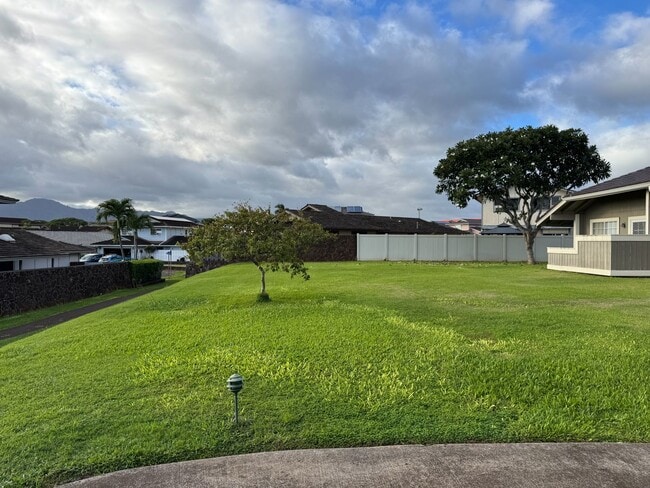 Building Photo - Available June 1. 1BD/1BA/1PKG at Royal Palm in Waipio.