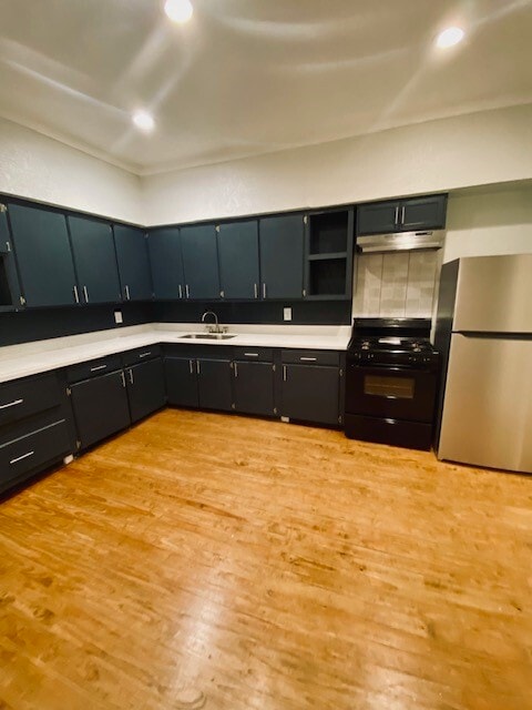 Building Photo - 4729 Walker St