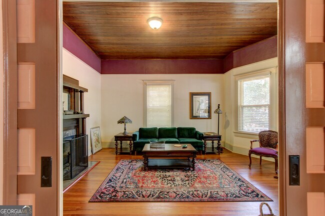 Building Photo - 127 Wilkins Rd