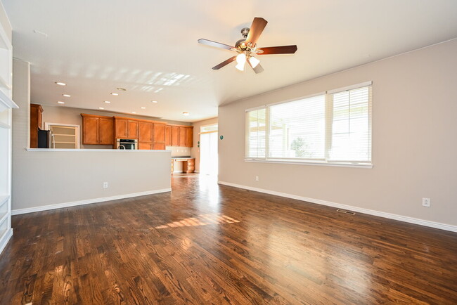 Building Photo - 17860 Domingo Dr