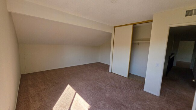 Building Photo - 13363 Thunderhead St