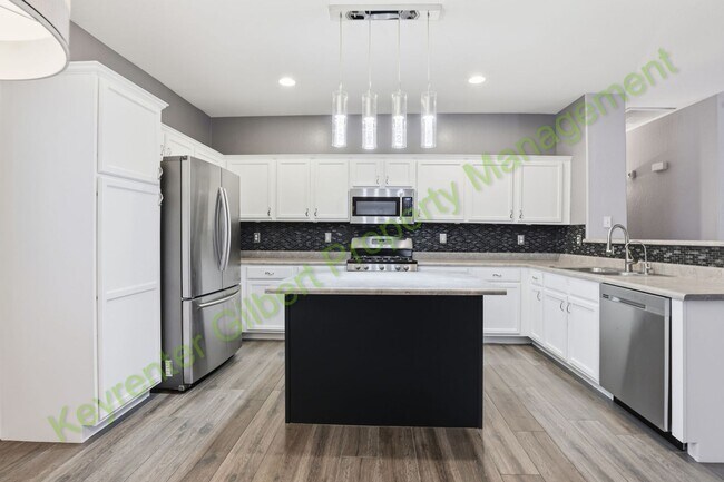 Building Photo - Enjoy Arizona Living in This Gilbert Home with Private Pool