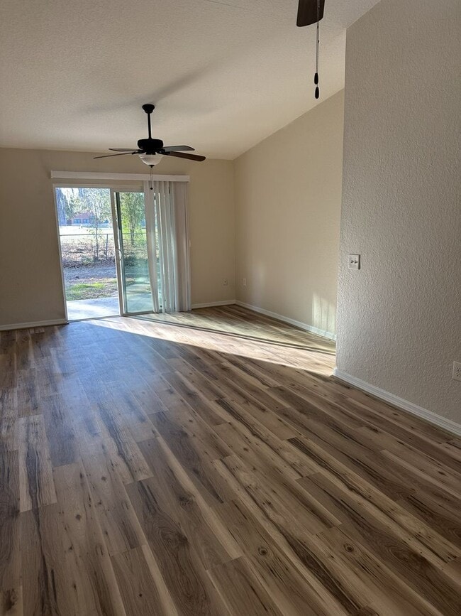 Building Photo - UPDATED TWO BEDROOM ONE BATHROOM , LARGE BACK YARD WITH STORAGE SHED. PET FRIENDLY, INSIDE LAUNDR...