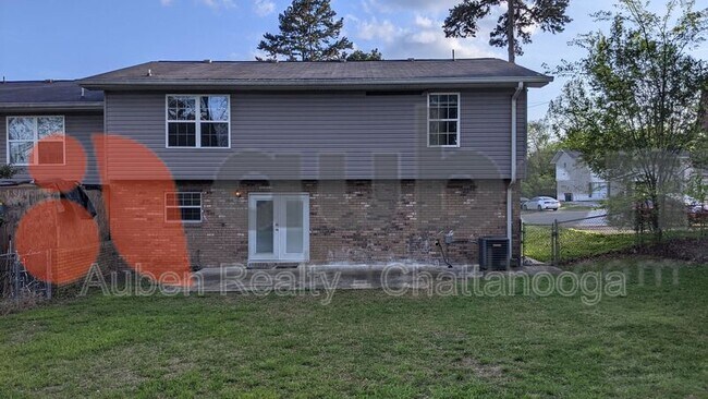 Building Photo - 3913 Bowman Ln