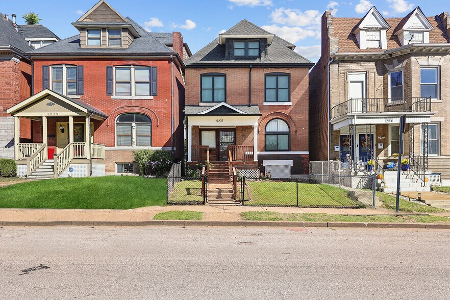 Building Photo - 5237 Enright Ave