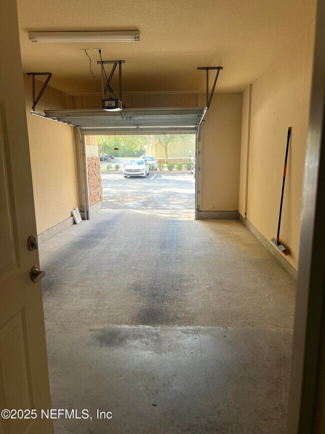 Building Photo - 5617 Bowden Rd