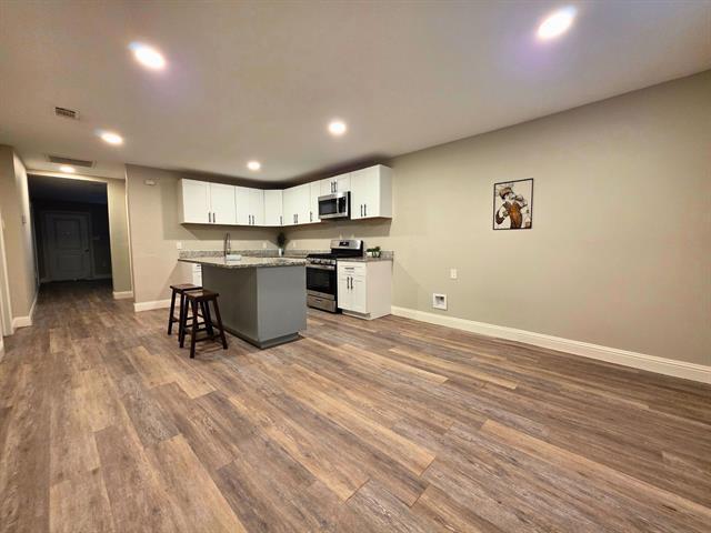 Building Photo - 3913 Chenault St