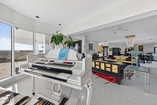 Building Photo - 915 Ocean Shore Blvd