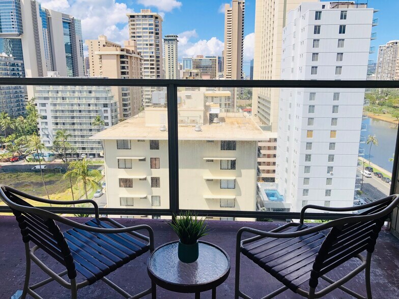 large lanai1516 - 445 Seaside Ave
