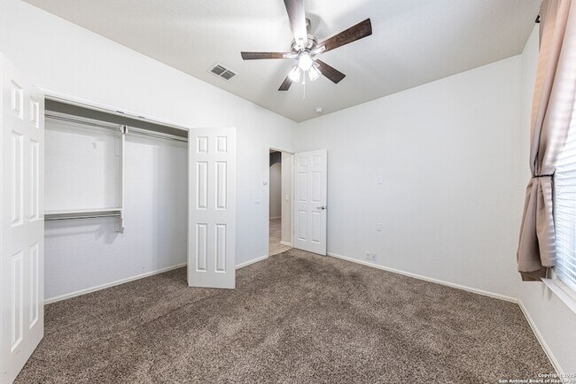 Building Photo - 12606 Texas Gold