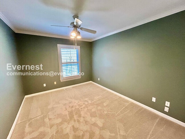 Building Photo - 7500 Roswell Rd