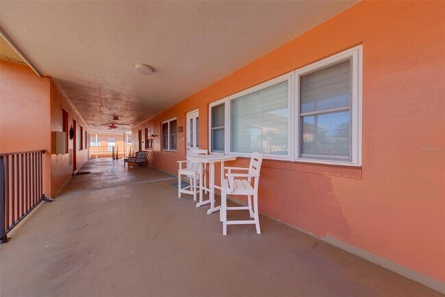 Building Photo - 121 46th Ave