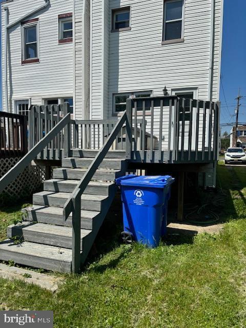 Building Photo - 119 N Forklanding Rd