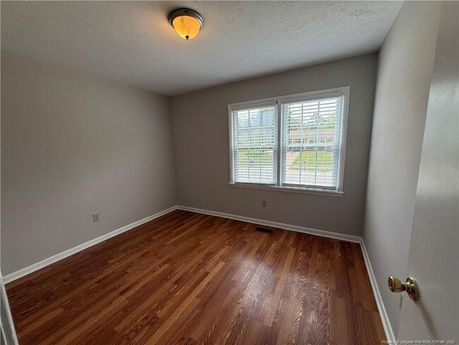 Building Photo - 849 Stoneykirk Dr