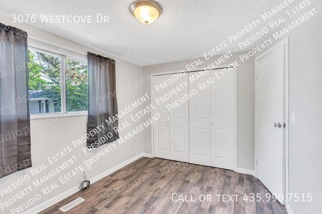 Building Photo - 3076 Westcove Dr