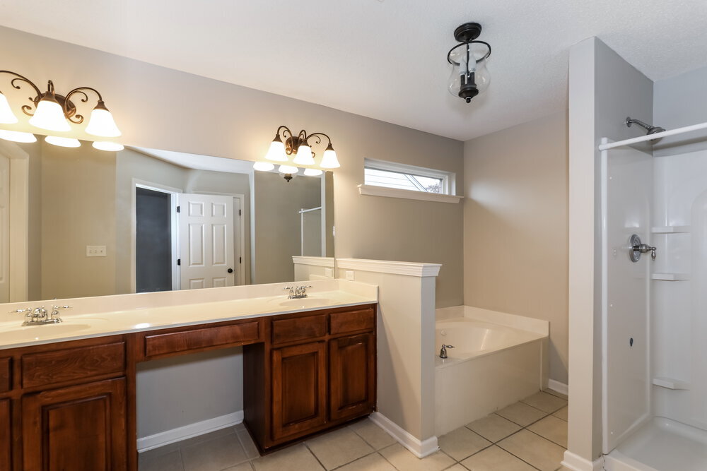 Building Photo - 5467 Milton Ridge Dr