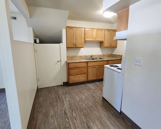 Interior Photo - Plaza Townhomes