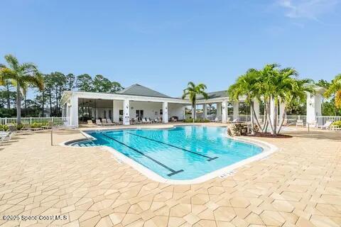 Building Photo - 2061 12 Oaks Dr SE