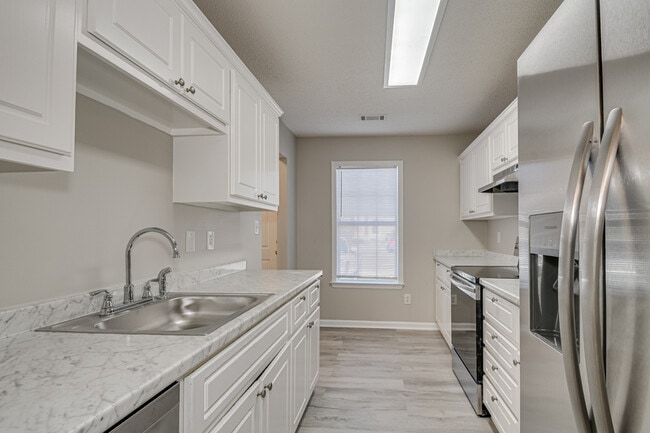 Building Photo - 4028 Calypso Dr