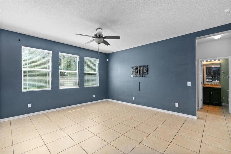 Building Photo - 2572 Limerick Cir