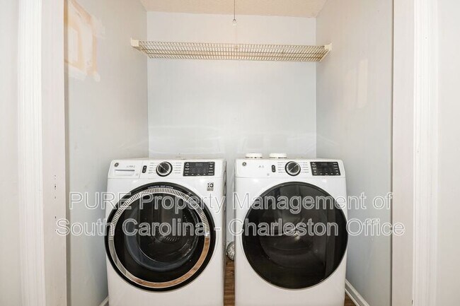 Building Photo - 102 Baldwin Ln