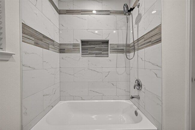 Building Photo - 5607 Granite Falls Ln