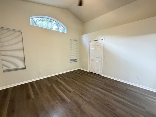 Building Photo - 10131 Rivers Trail Dr