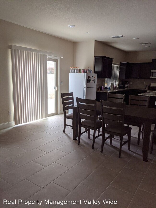 Building Photo - 4 br, 2.5 bath House - 288 Aldrich Drive