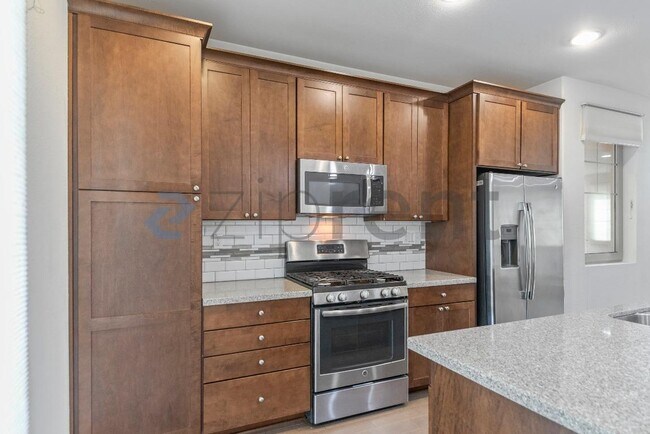 Building Photo - 2954 Worthing Common