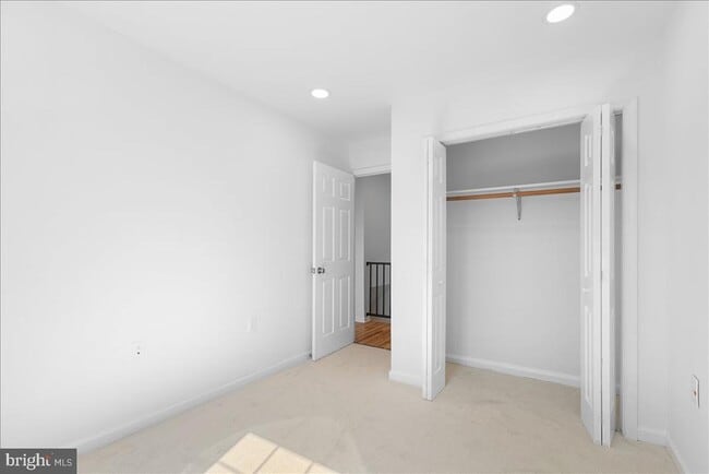 Building Photo - 239 Nottoway St SE