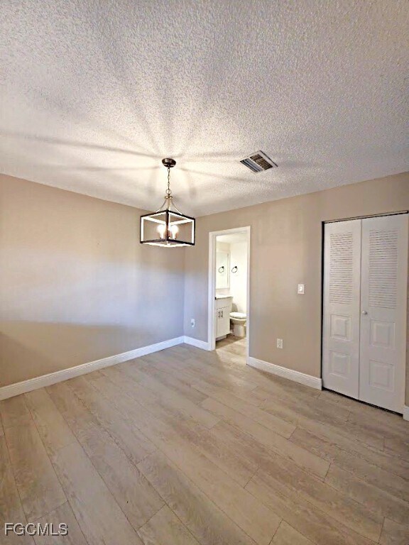 Building Photo - 5249 Cedarbend Dr